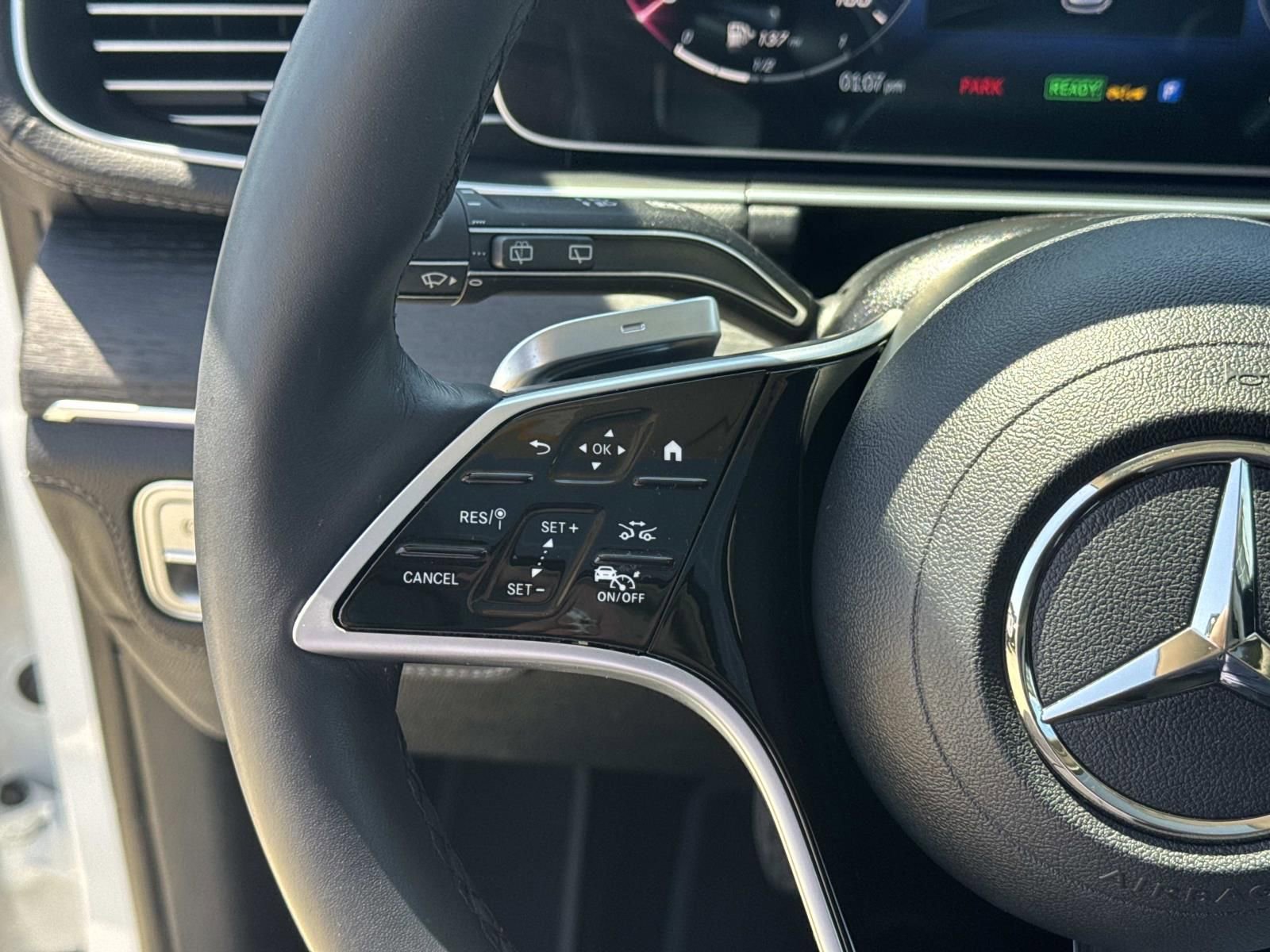 Used 2025 Mercedes-Benz GLE 450e 4MATIC image 23