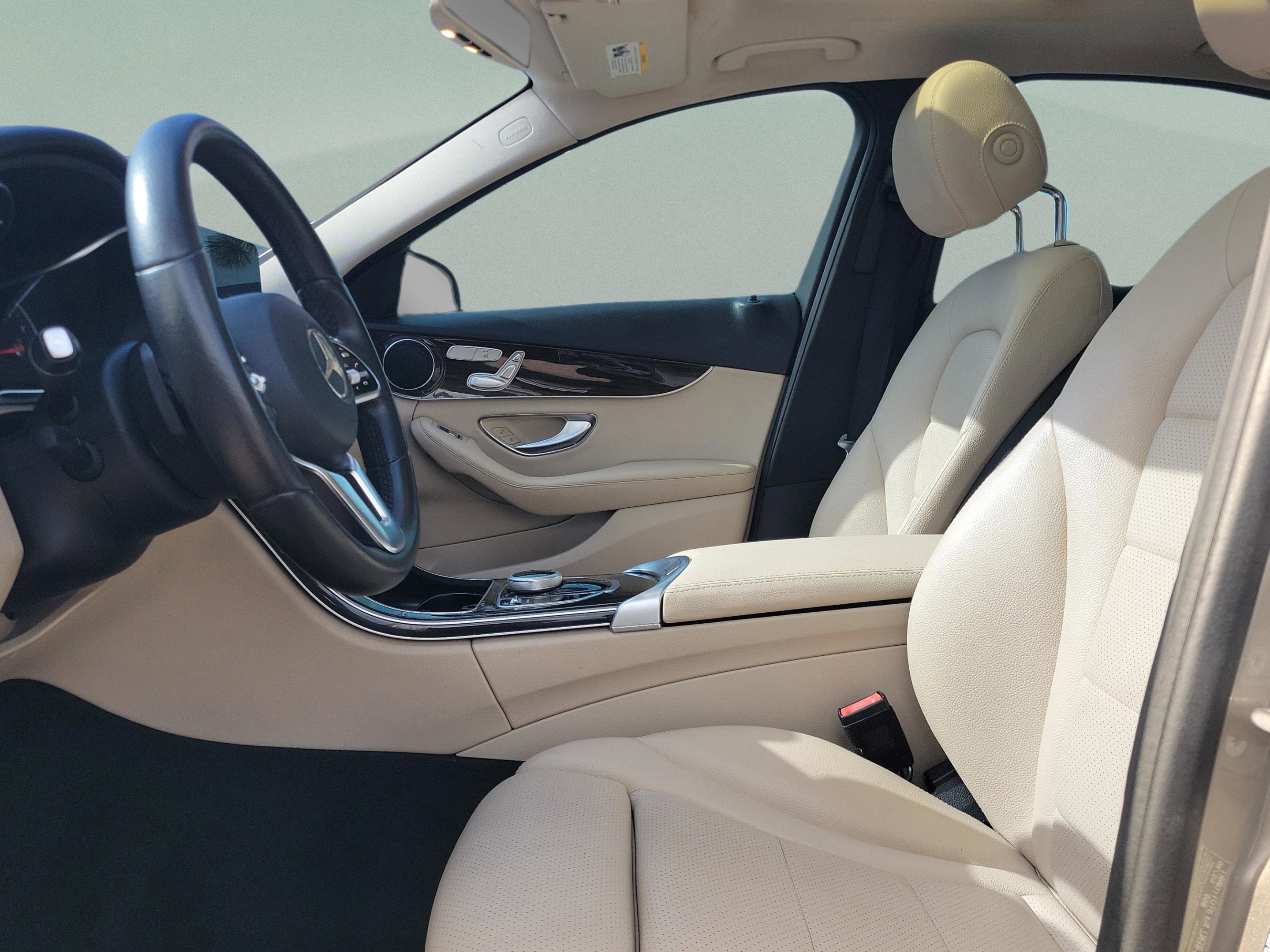 Used 2020 Mercedes-Benz C 300 4MATIC Sedan image 22