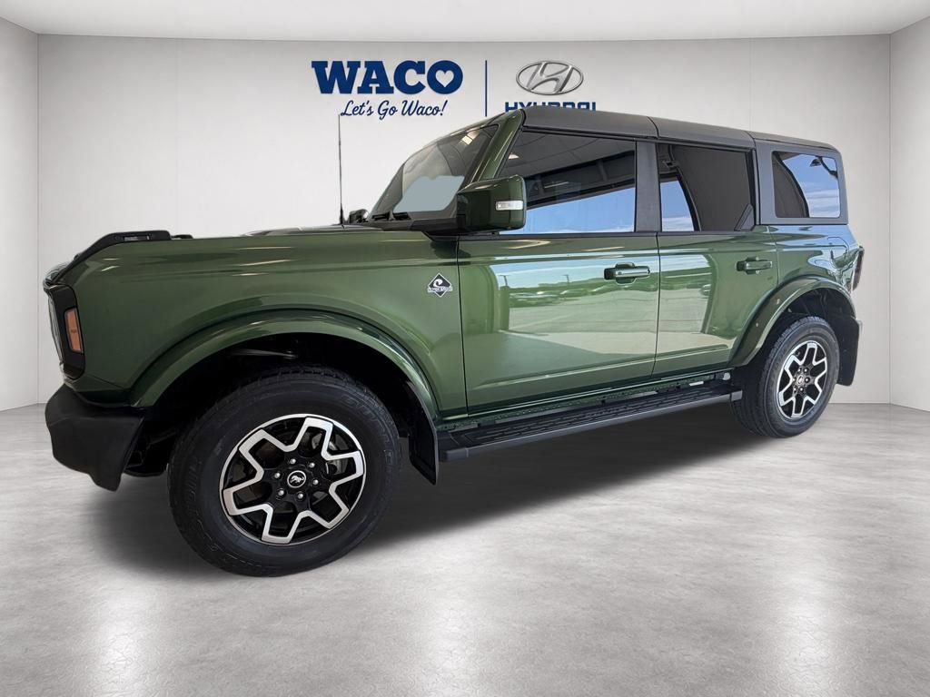 Used 2022 Ford Bronco Outer Banks AWD/4WD image 3
