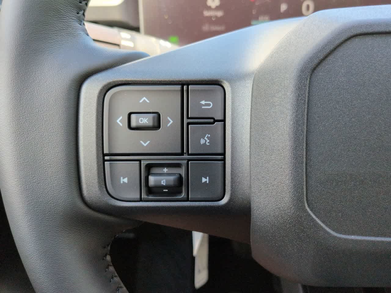 Used 2026 Toyota RAV4 SE w/ Convenience Package AWD/4WD image 23