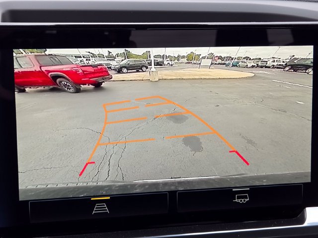 New 2026 Chevrolet Silverado 1500 LT w/ LPO, Liner Protection Package AWD/4WD image 8