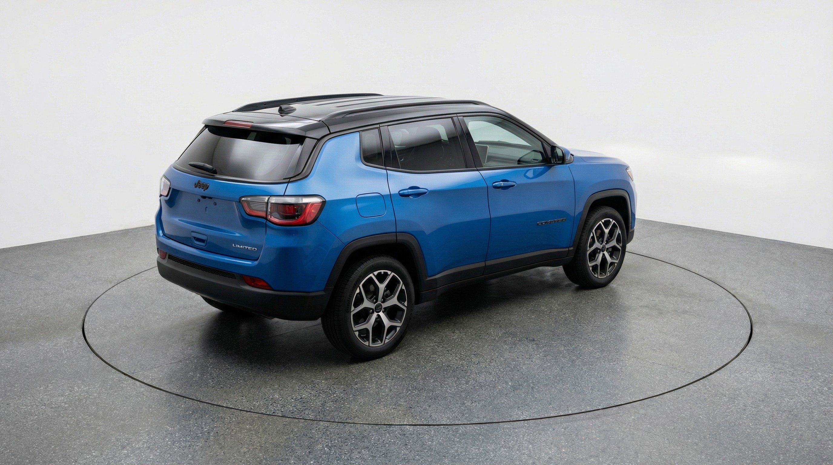 Used 2025 Jeep Compass Limited image 9