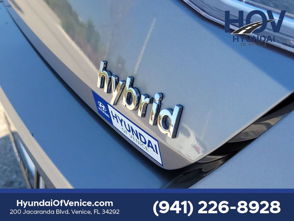 Certified 2023 Hyundai Elantra Limited image 18