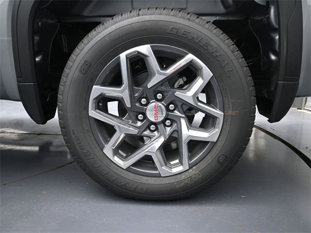 New 2026 GMC Sierra 1500 SLE image 13