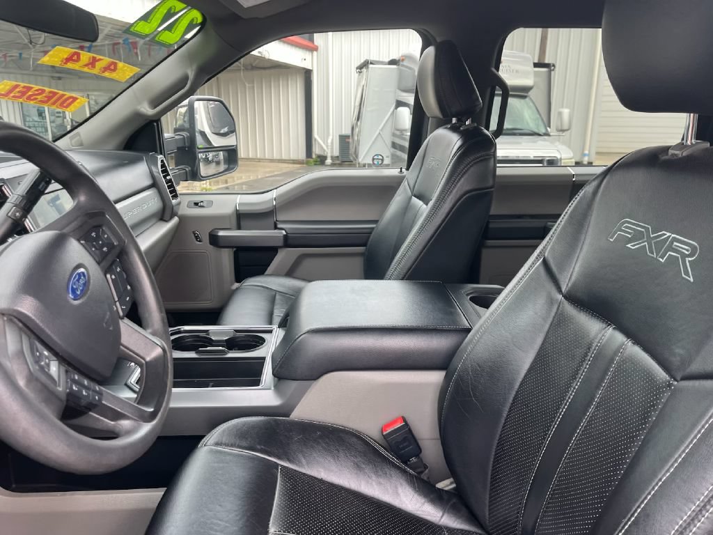 Used 2022 Ford F350 XLT w/ XLT Premium Package AWD/4WD image 23