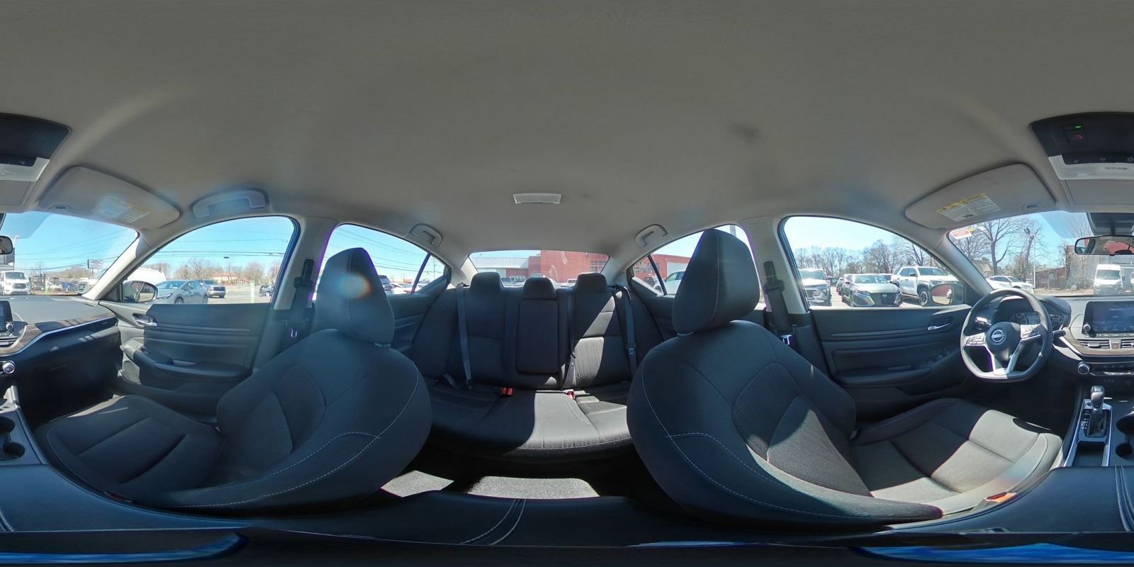 Used 2025 Nissan Altima 2.5 SV image 40