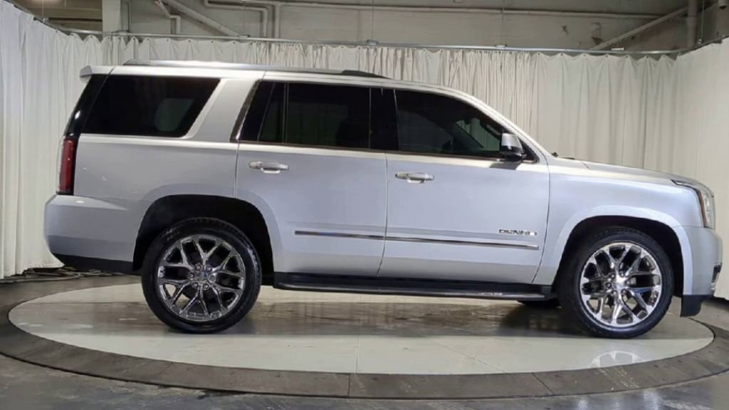 Used 2020 GMC Yukon Denali AWD/4WD image 11