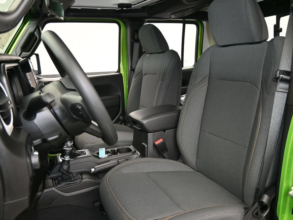 New 2026 Jeep Gladiator Sport AWD/4WD image 10