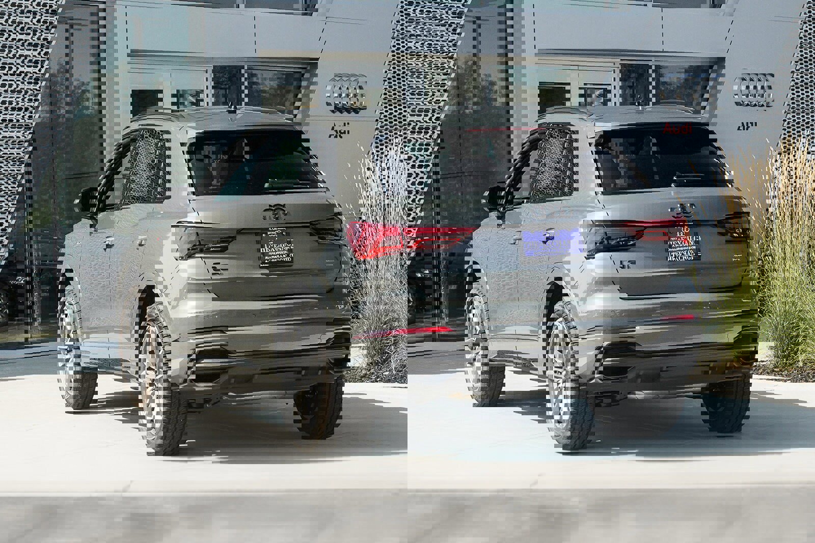 New 2025 Audi Q3 2.0T Premium image 4