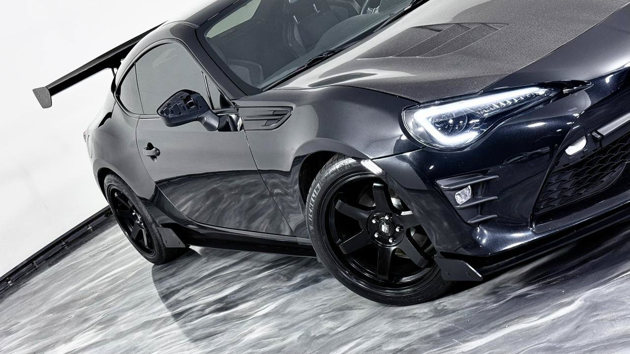 Used 2020 Toyota 86 RWD image 4