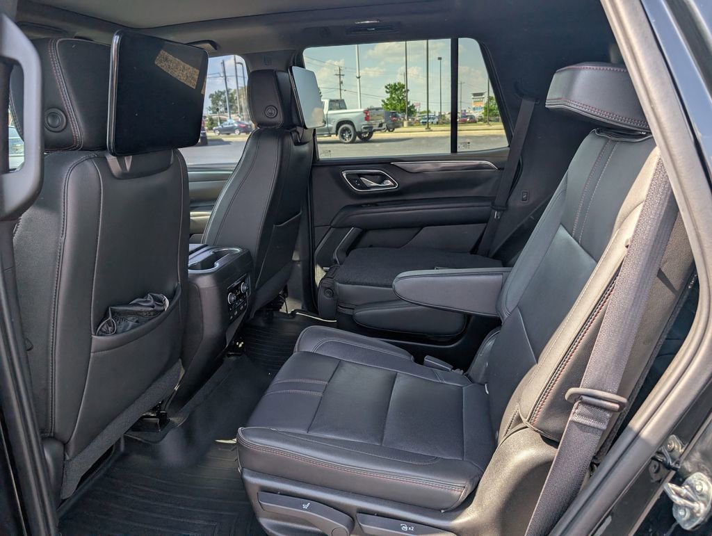 Used 2021 Chevrolet Tahoe RST w/ Luxury Package AWD/4WD image 10