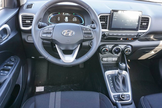 New 2026 Hyundai Venue SEL image 14