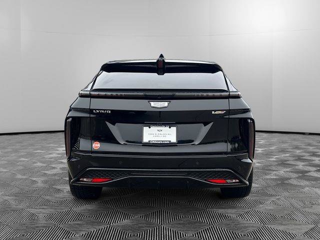 New 2026 Cadillac Lyriq V AWD/4WD image 4