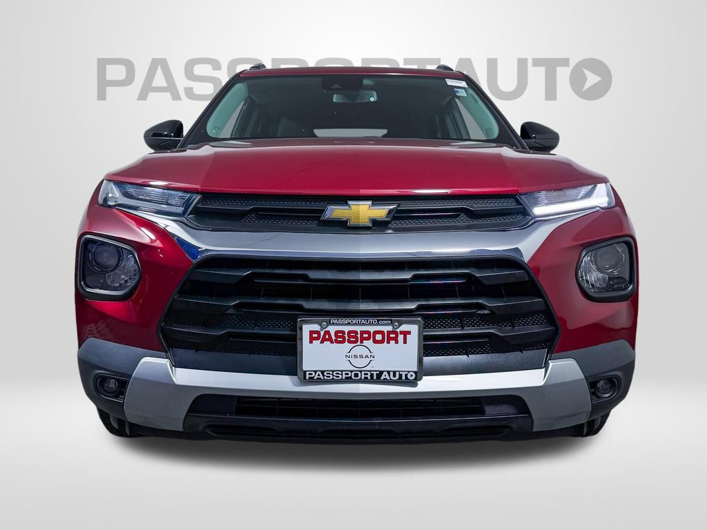 Used 2021 Chevrolet TrailBlazer LT w/ Convenience Package AWD/4WD image 2