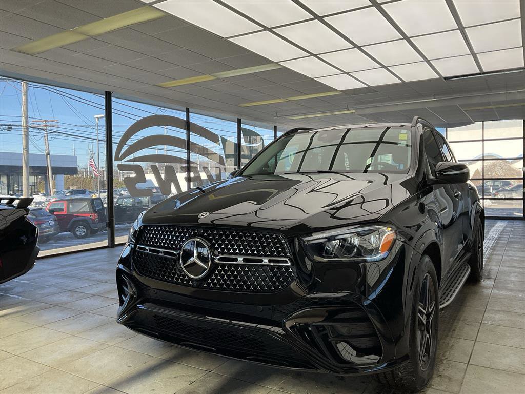 Used 2024 Mercedes-Benz GLE 450 4MATIC image 3