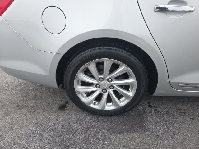 Used 2015 Buick LaCrosse Leather image 9