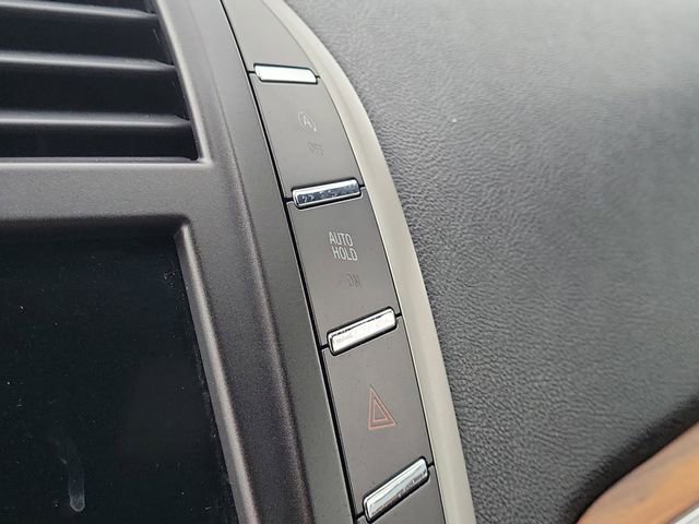 Used 2017 Lincoln MKC Select w/ Select Plus Package FWD image 25
