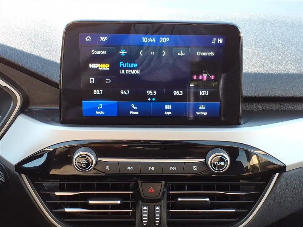 Used 2022 Ford Escape SEL image 18