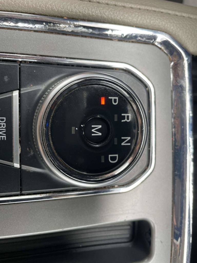 Certified 2020 Ford Expedition XLT w/ Equipment Group 202A RWD image 17
