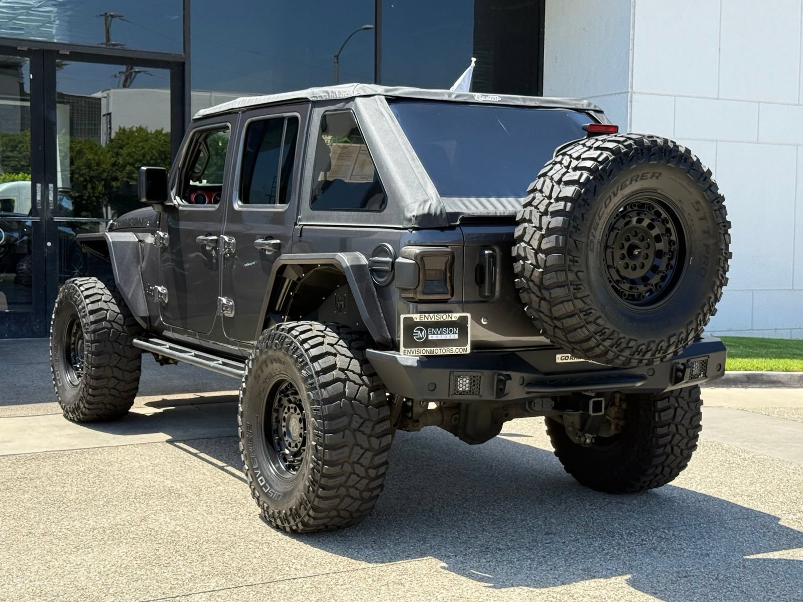 Used 2018 Jeep Wrangler Unlimited Rubicon AWD/4WD image 11