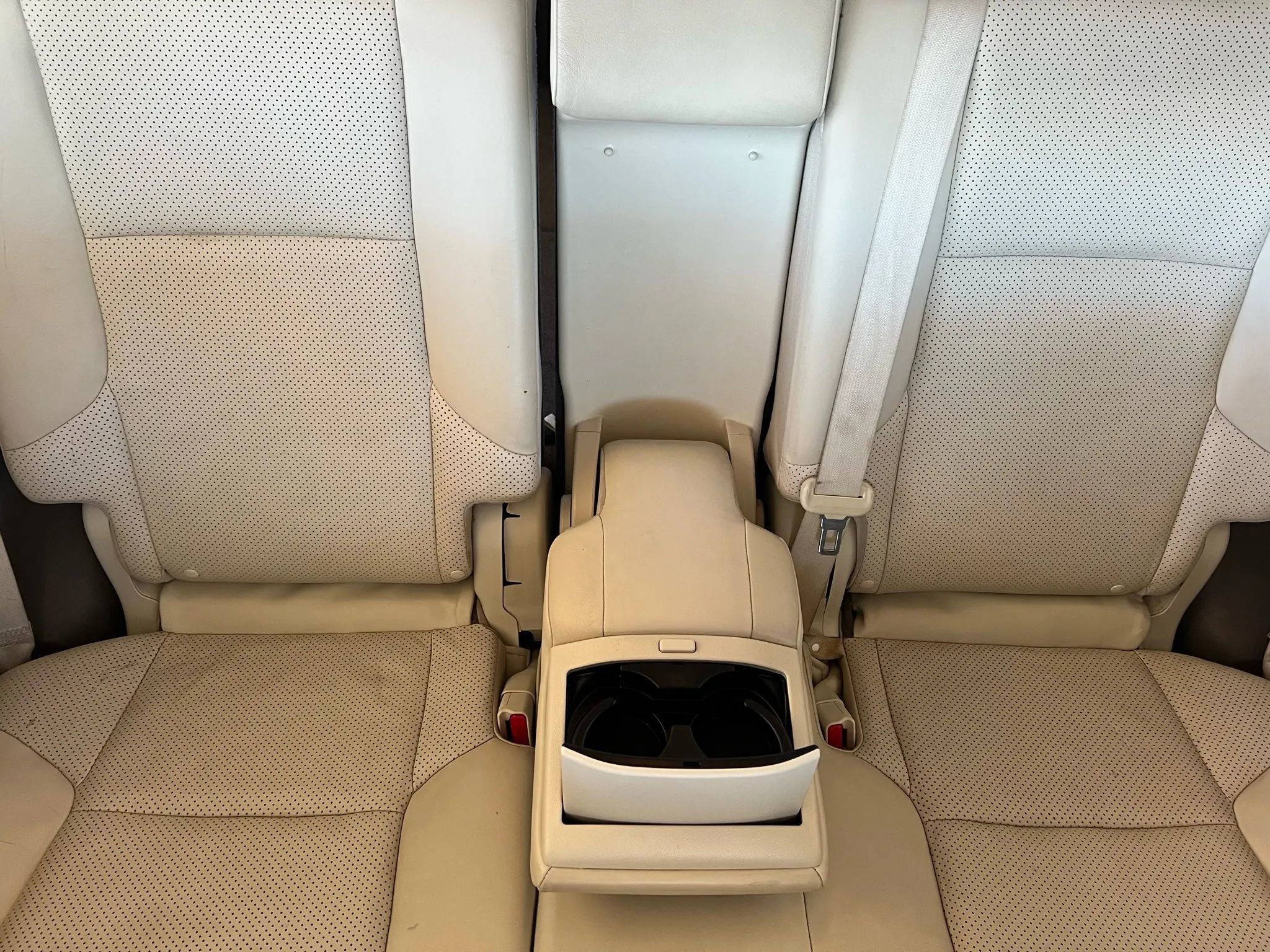 Used 2012 Lexus GX 460 image 36