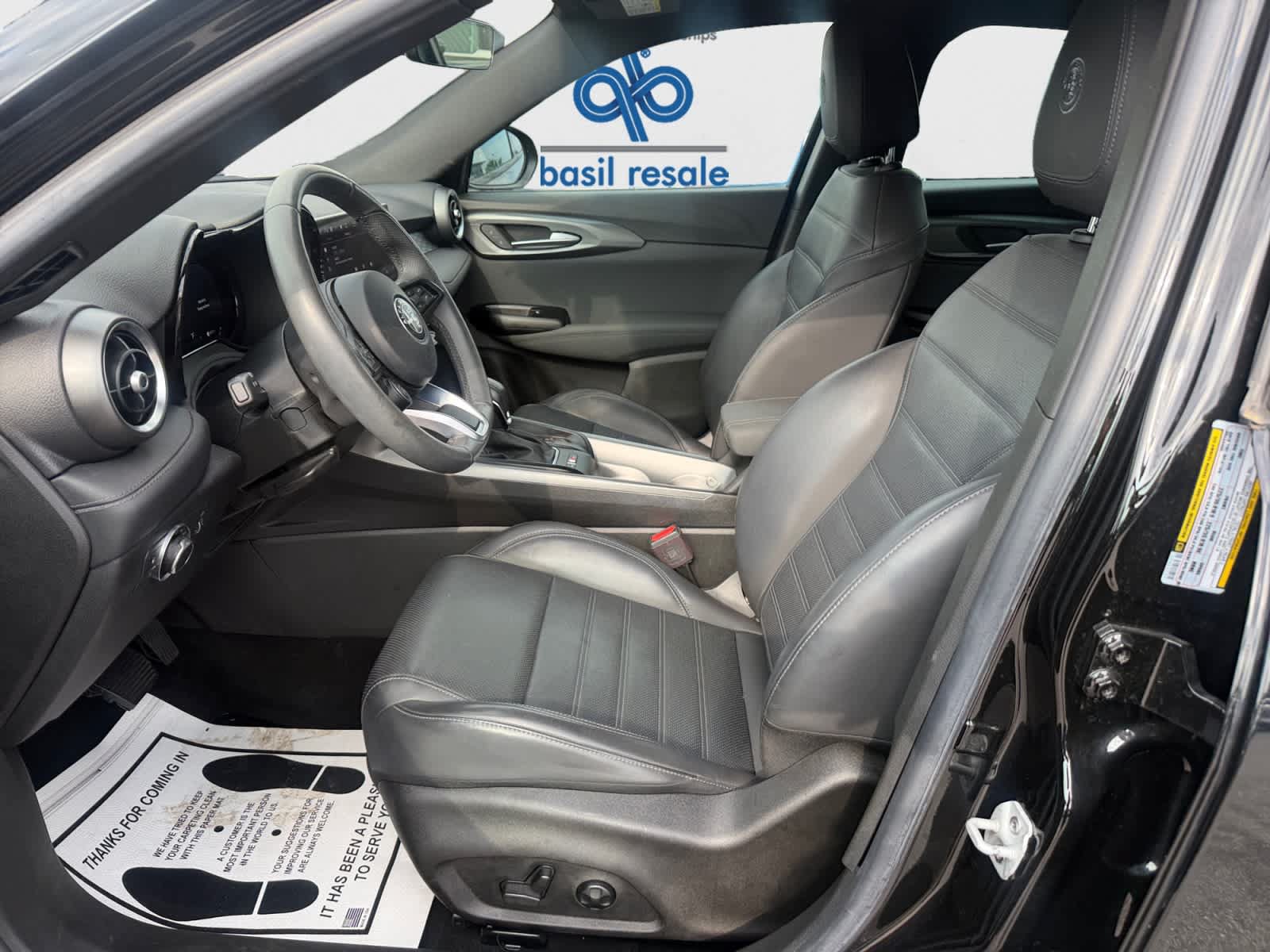 Used 2024 Alfa Romeo Tonale Ti w/ Premium Interior Package AWD/4WD image 12