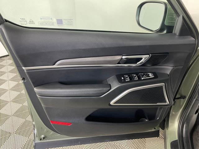 Certified 2025 Kia Telluride AWD image 15