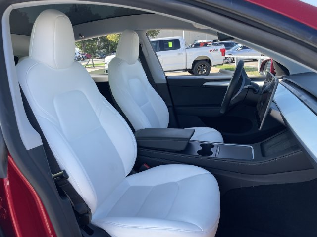 Used 2025 Tesla Model Y Long Range RWD image 22