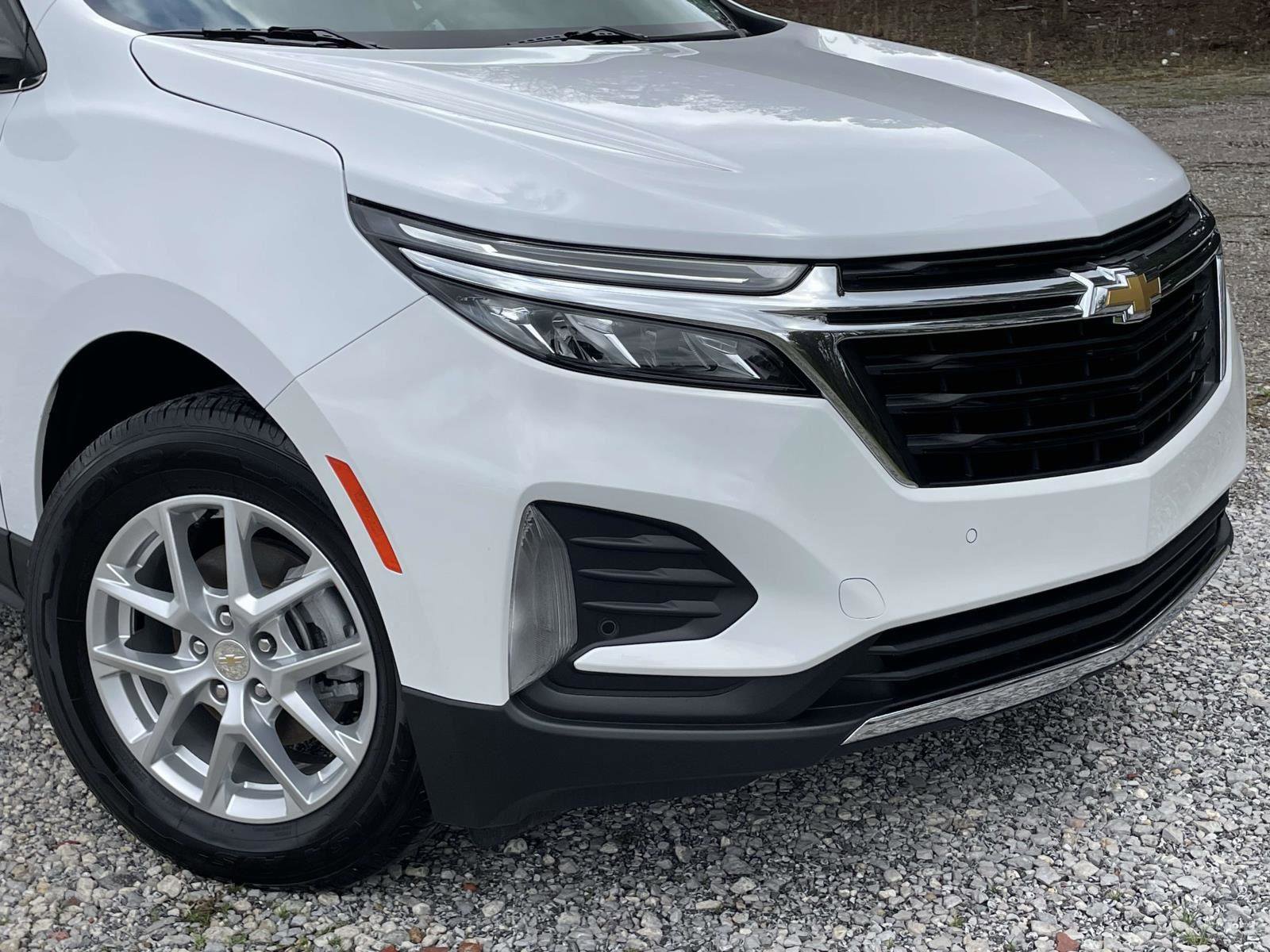 Used 2024 Chevrolet Equinox LT w/ Driver Convenience Package image 28