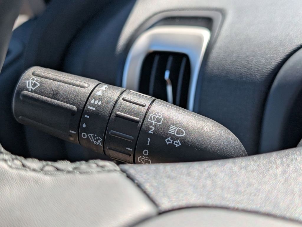 New 2026 Ford Expedition Active image 37