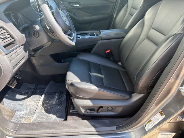 Used 2023 Nissan Rogue SV w/ SV Premium B Package AWD/4WD image 17