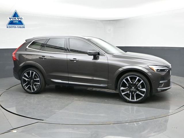 Used 2023 Volvo XC60 B5 Ultimate FWD image 1