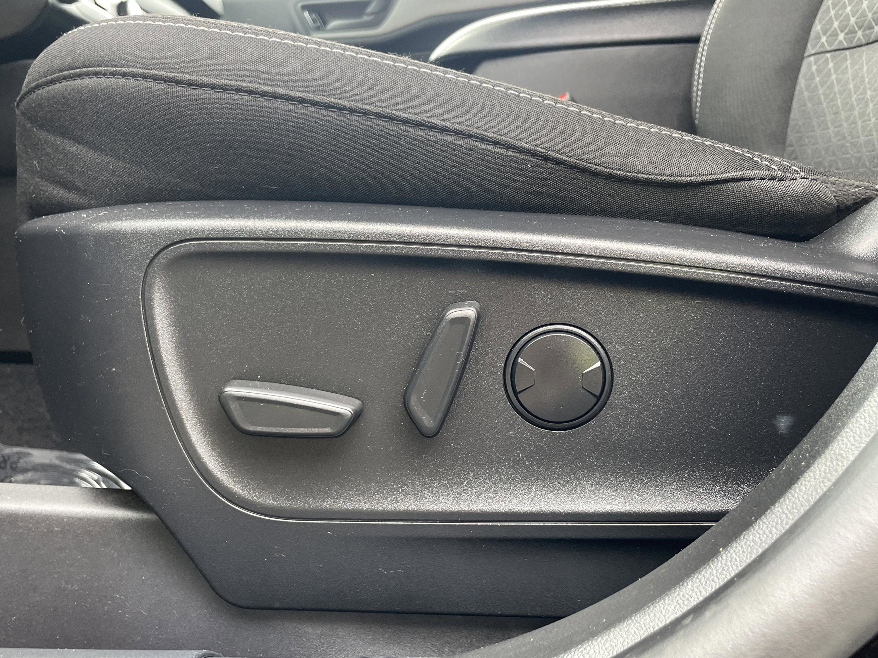 Used 2024 Ford Escape Active FWD image 11