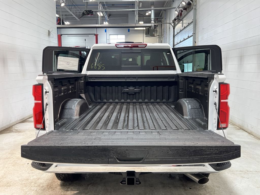 New 2025 Chevrolet Silverado 2500 LTZ w/ LTZ Convenience Package image 38