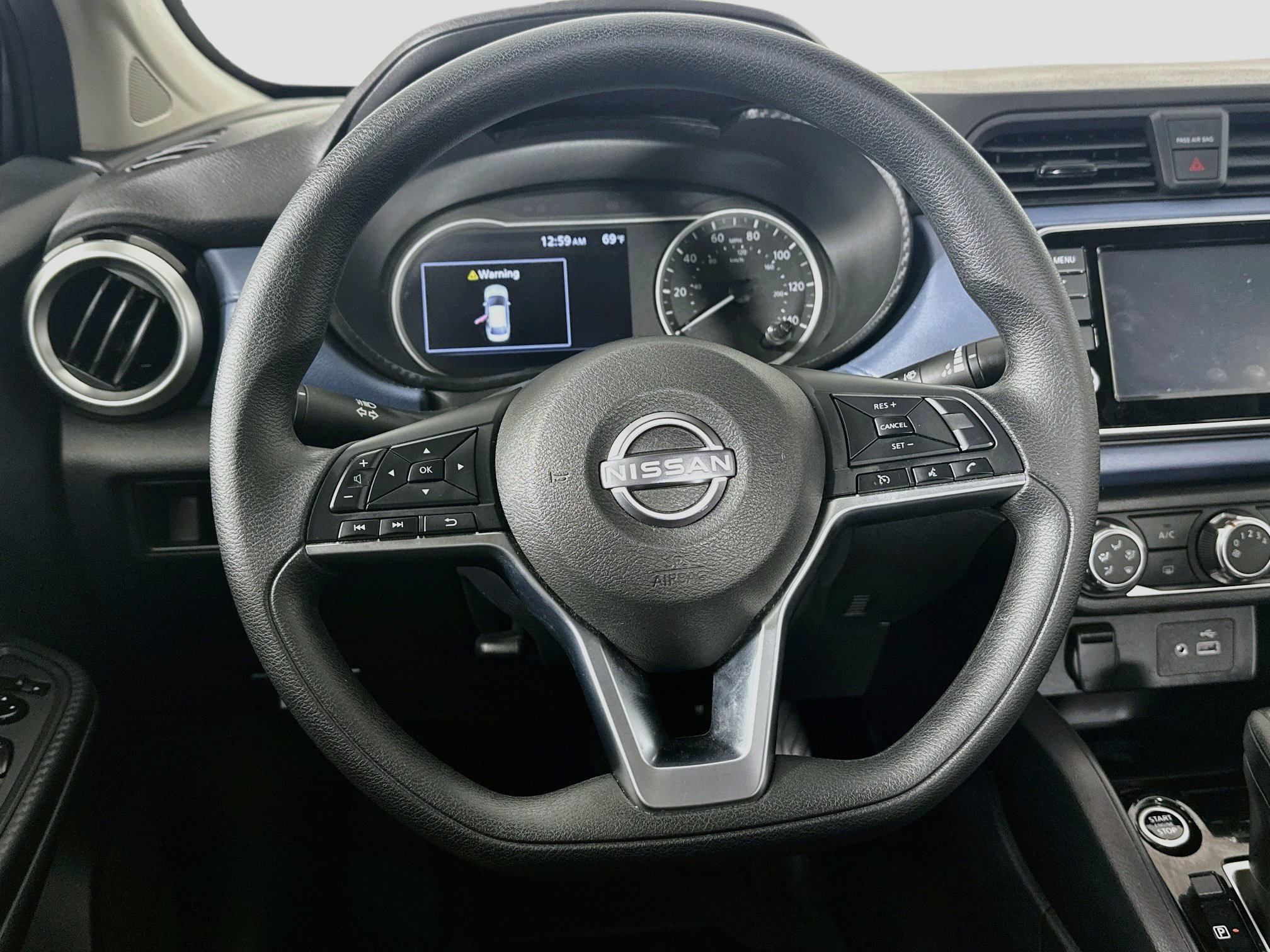 Used 2025 Nissan Versa SV FWD image 18