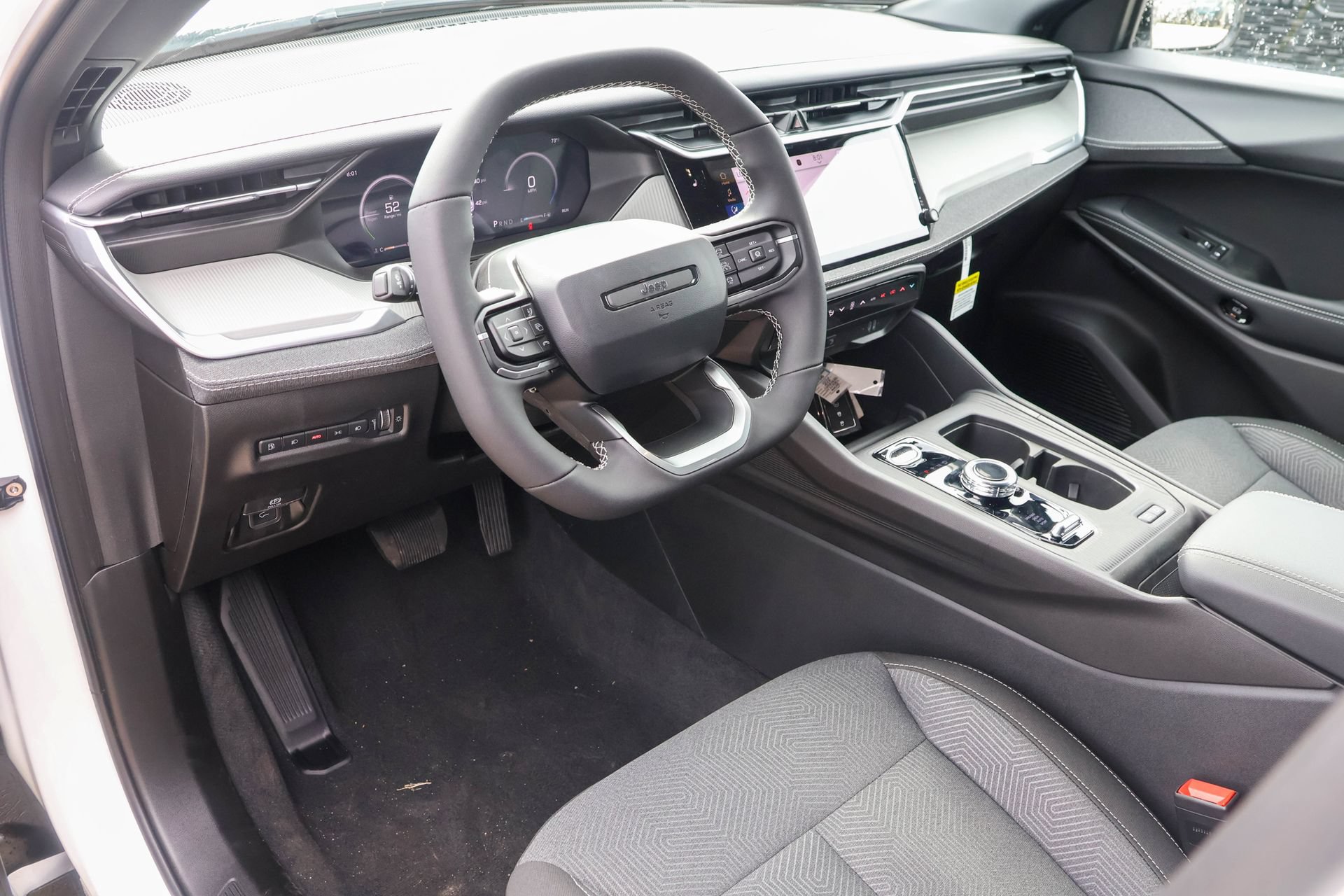 New 2026 Jeep Cherokee Laredo AWD/4WD image 5