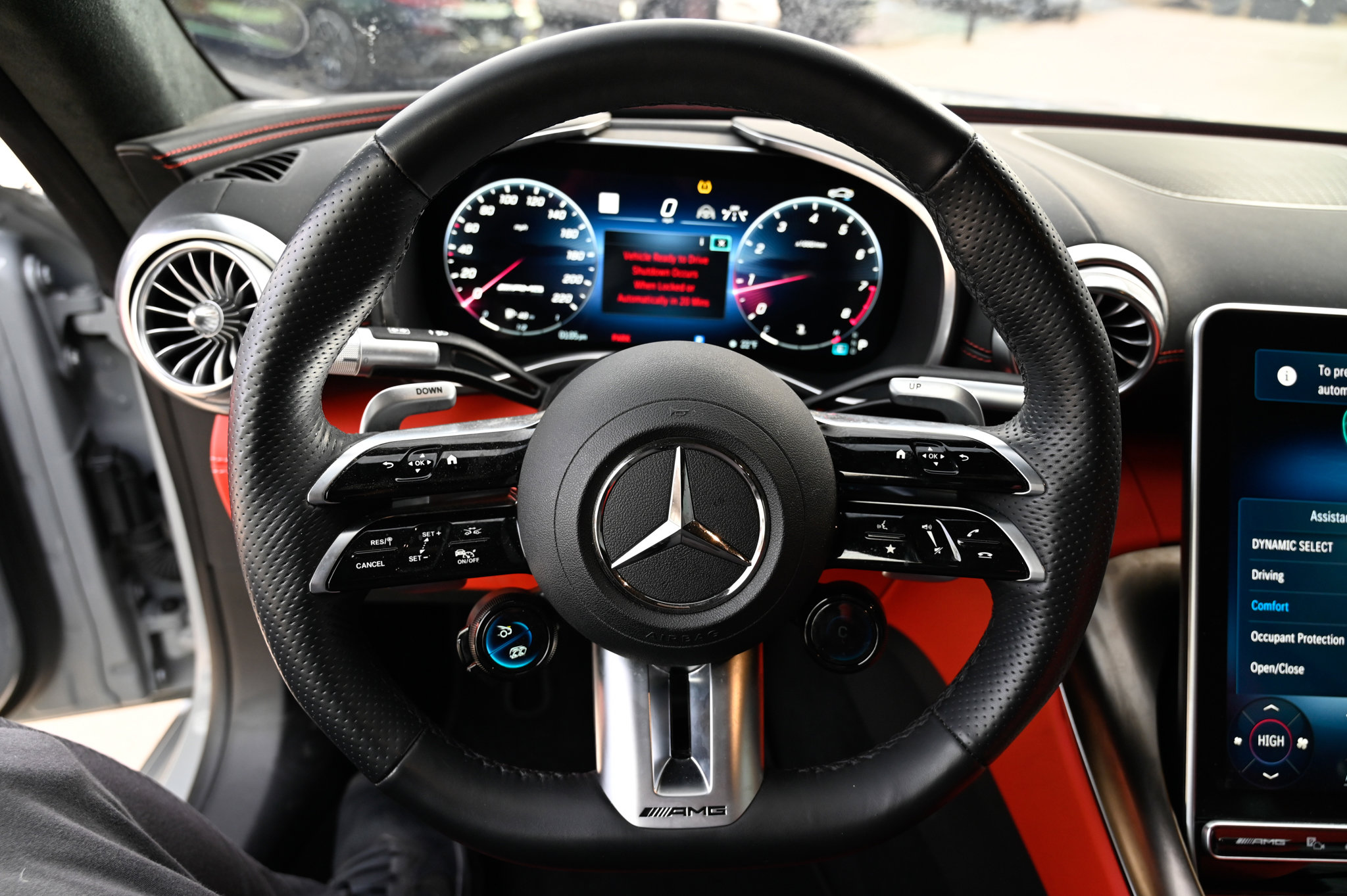 Used 2024 Mercedes-Benz SL 63 AMG 4MATIC image 24