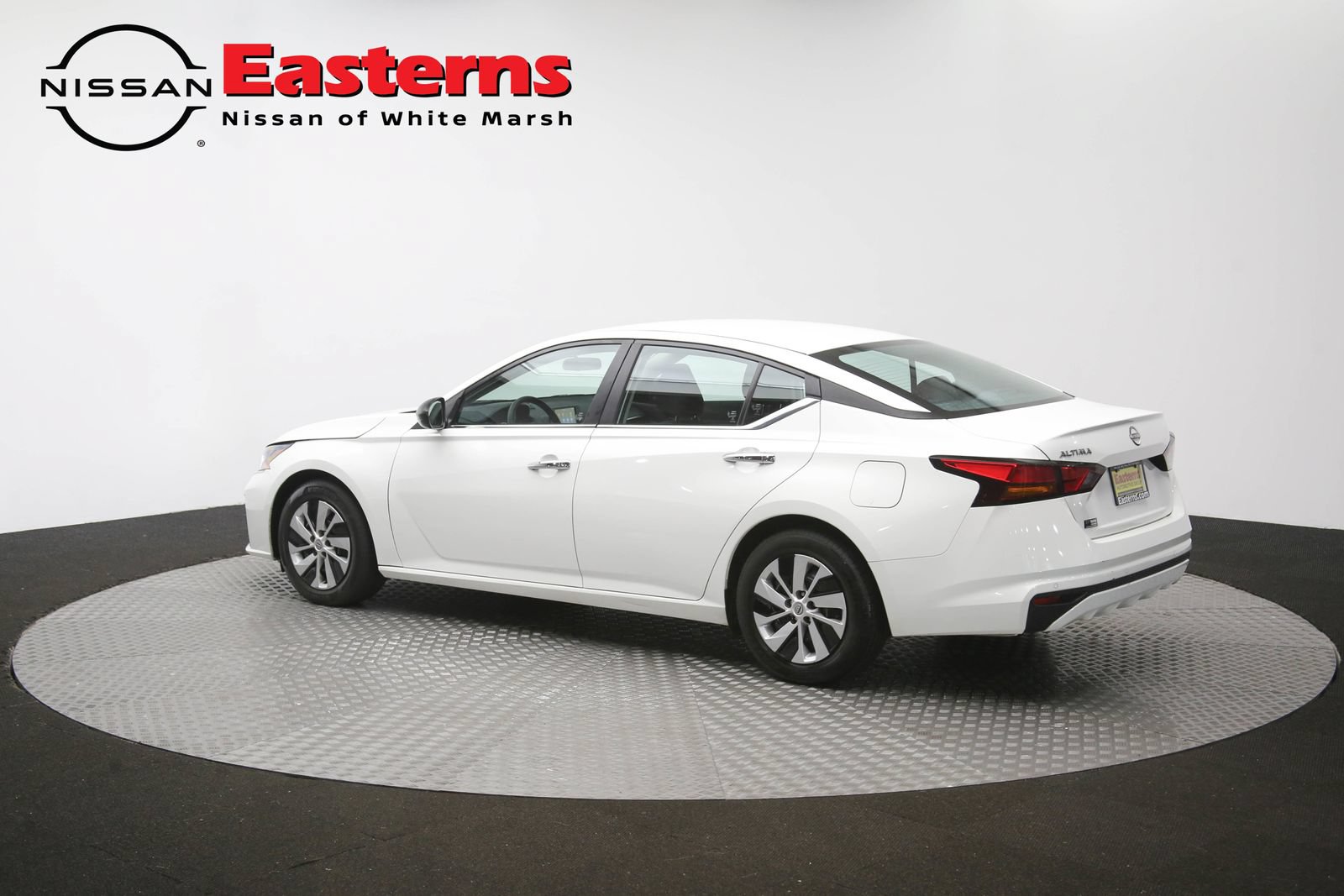 Used 2024 Nissan Altima 2.5 S FWD image 61
