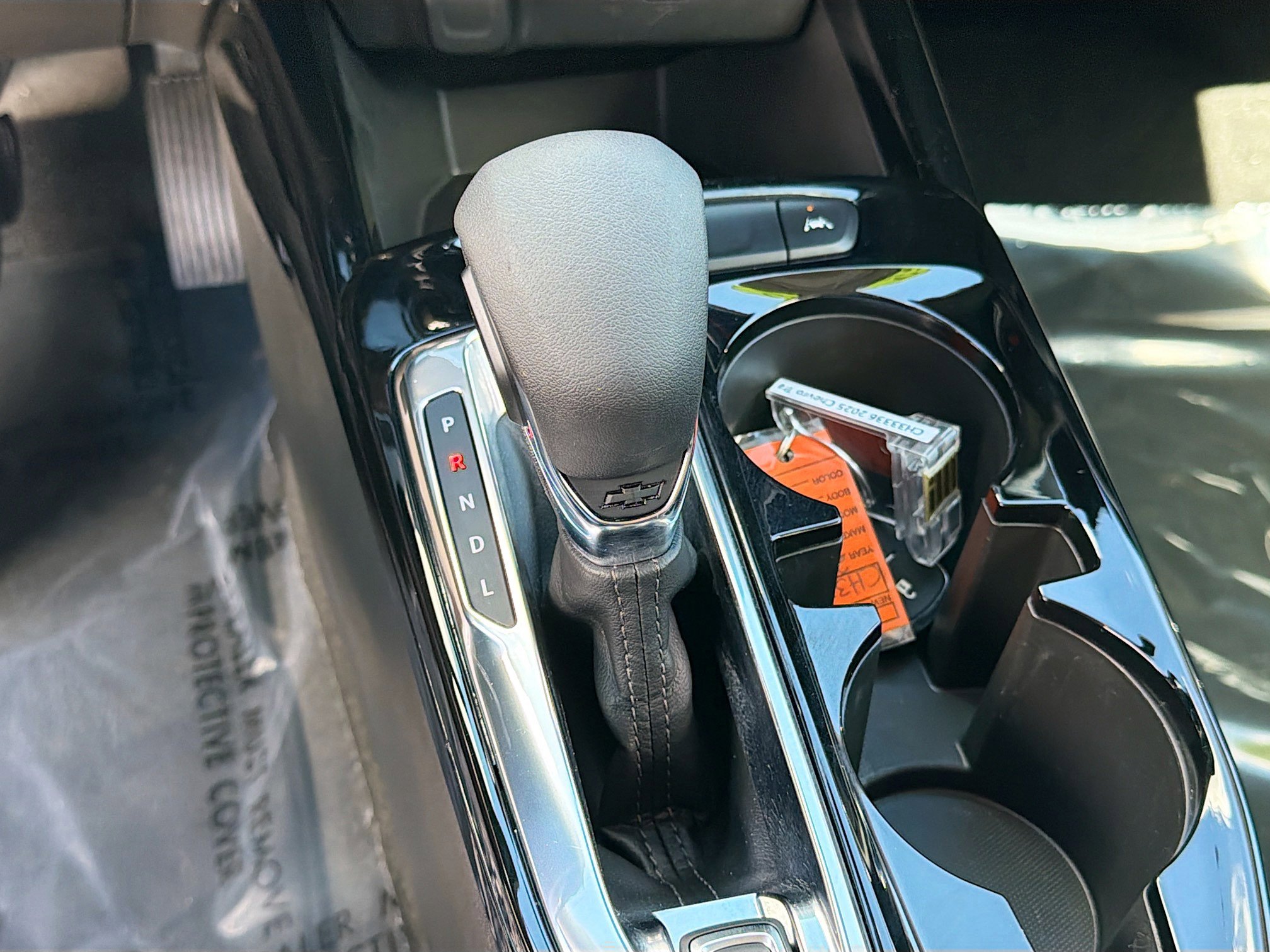 Used 2025 Chevrolet Trax LT w/ LT Convenience Package image 25