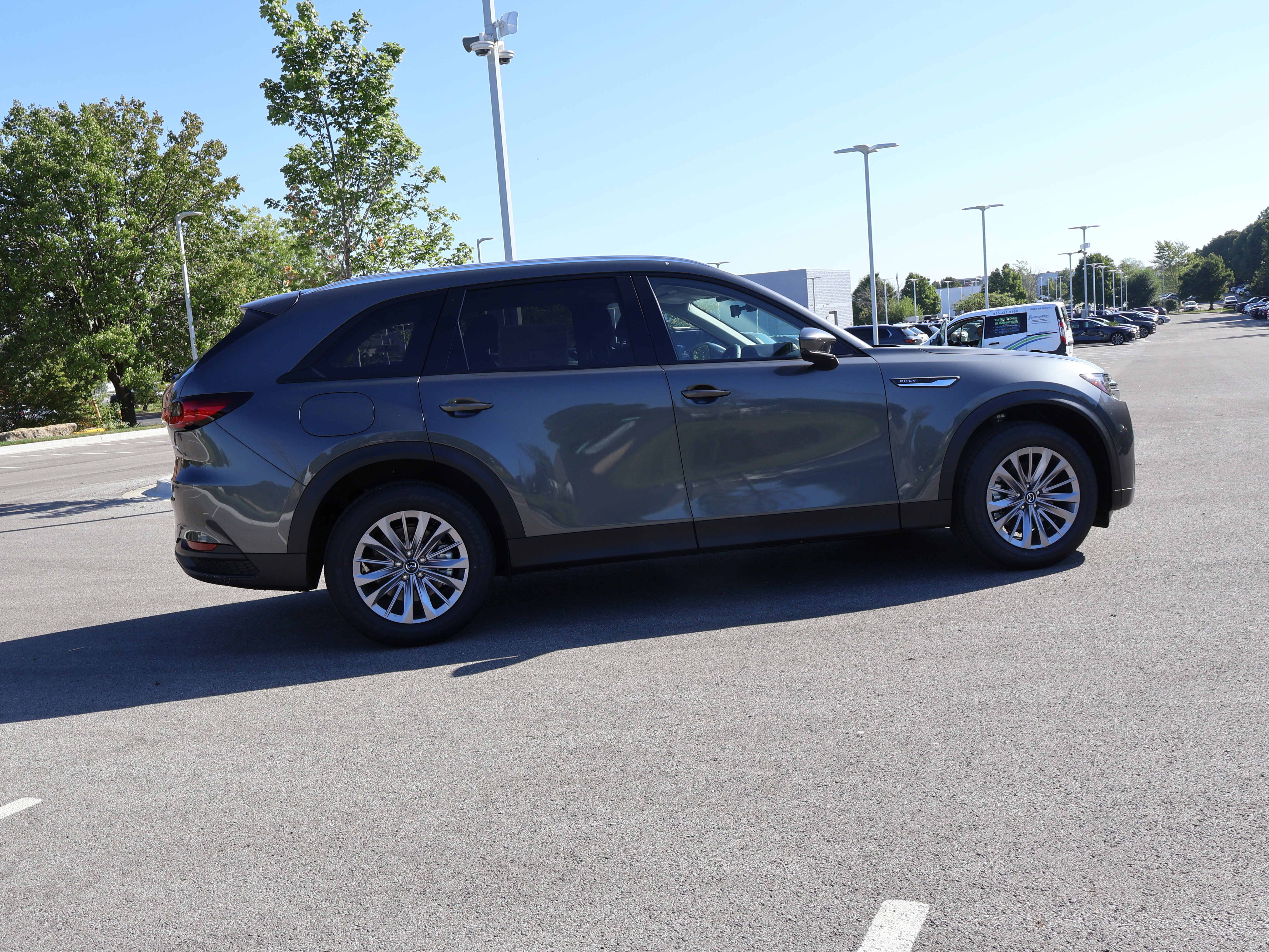 New 2025 MAZDA CX-90 Plug-In Hybrid w/ Preferred image 11