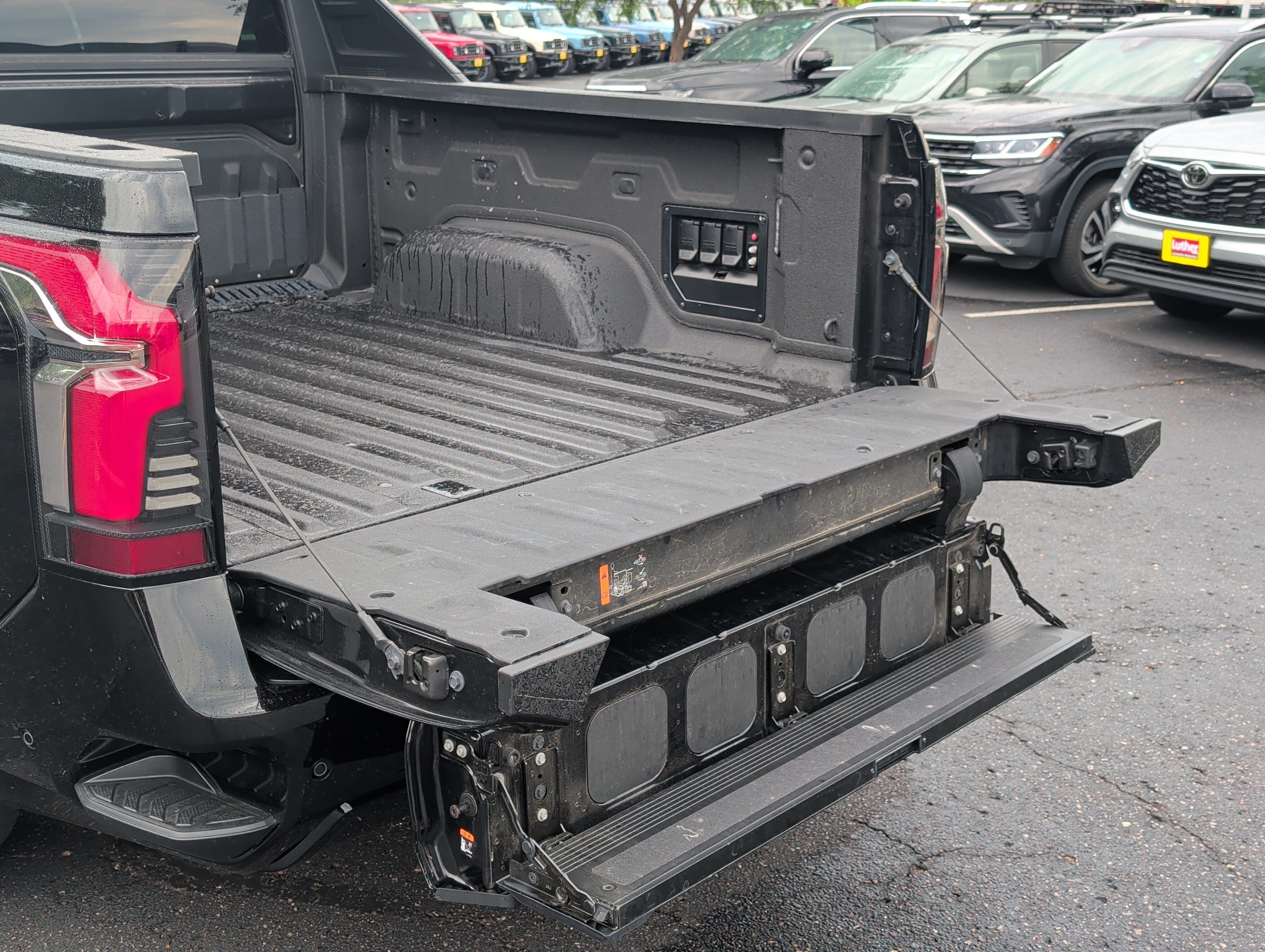Used 2024 Chevrolet Silverado EV RST AWD/4WD image 19