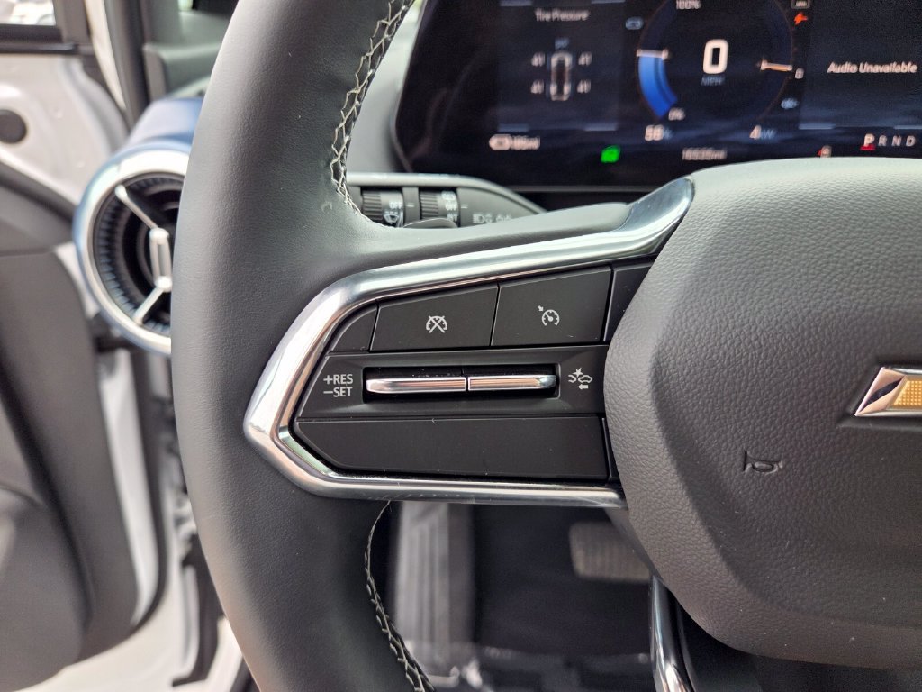 Certified 2024 Chevrolet Equinox EV LT FWD image 29