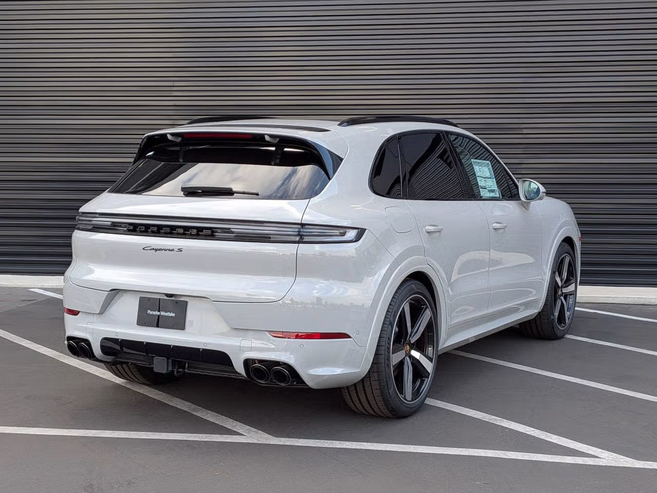 Certified 2025 Porsche Cayenne S AWD/4WD image 7