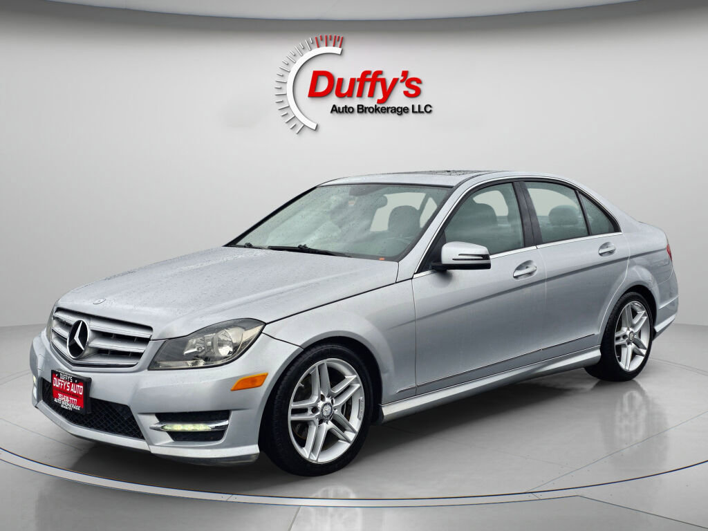 Used 2012 Mercedes-Benz C 300 4MATIC Sedan image 11