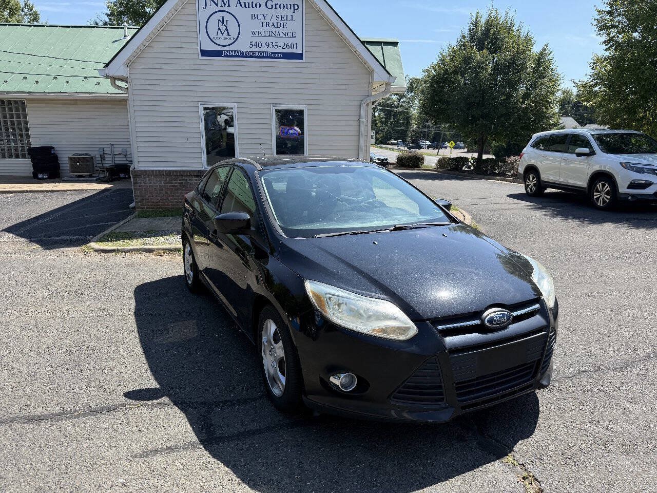 Used 2012 Ford Focus SE w/ Interior Protection Pkg FWD image 1