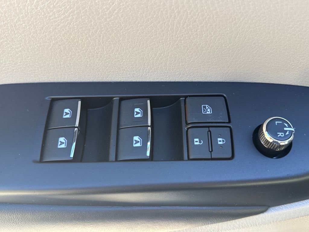 Used 2019 Toyota Highlander Limited image 15