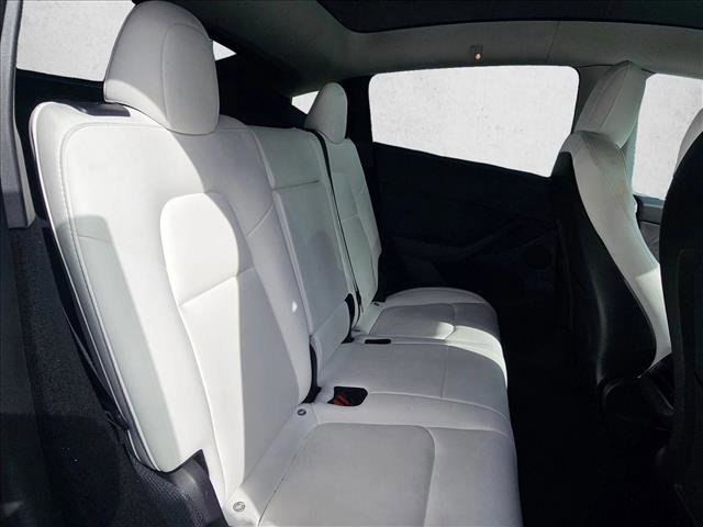 Used 2023 Tesla Model Y Long Range image 15