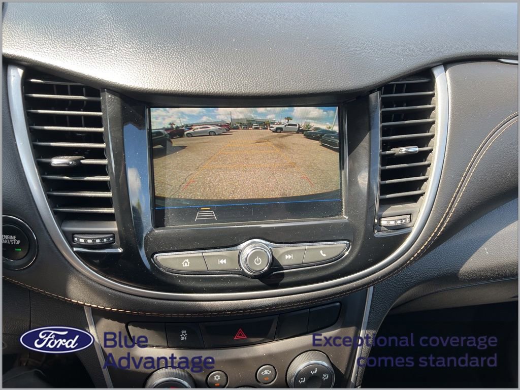 Used 2019 Chevrolet Trax LT w/ LT Convenience Package FWD image 11