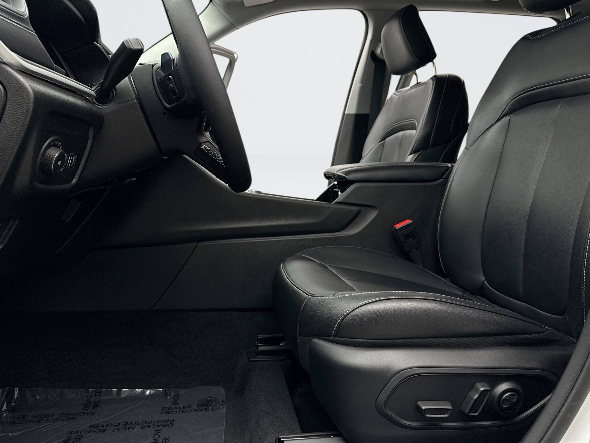 Used 2023 Jeep Grand Cherokee Limited image 11