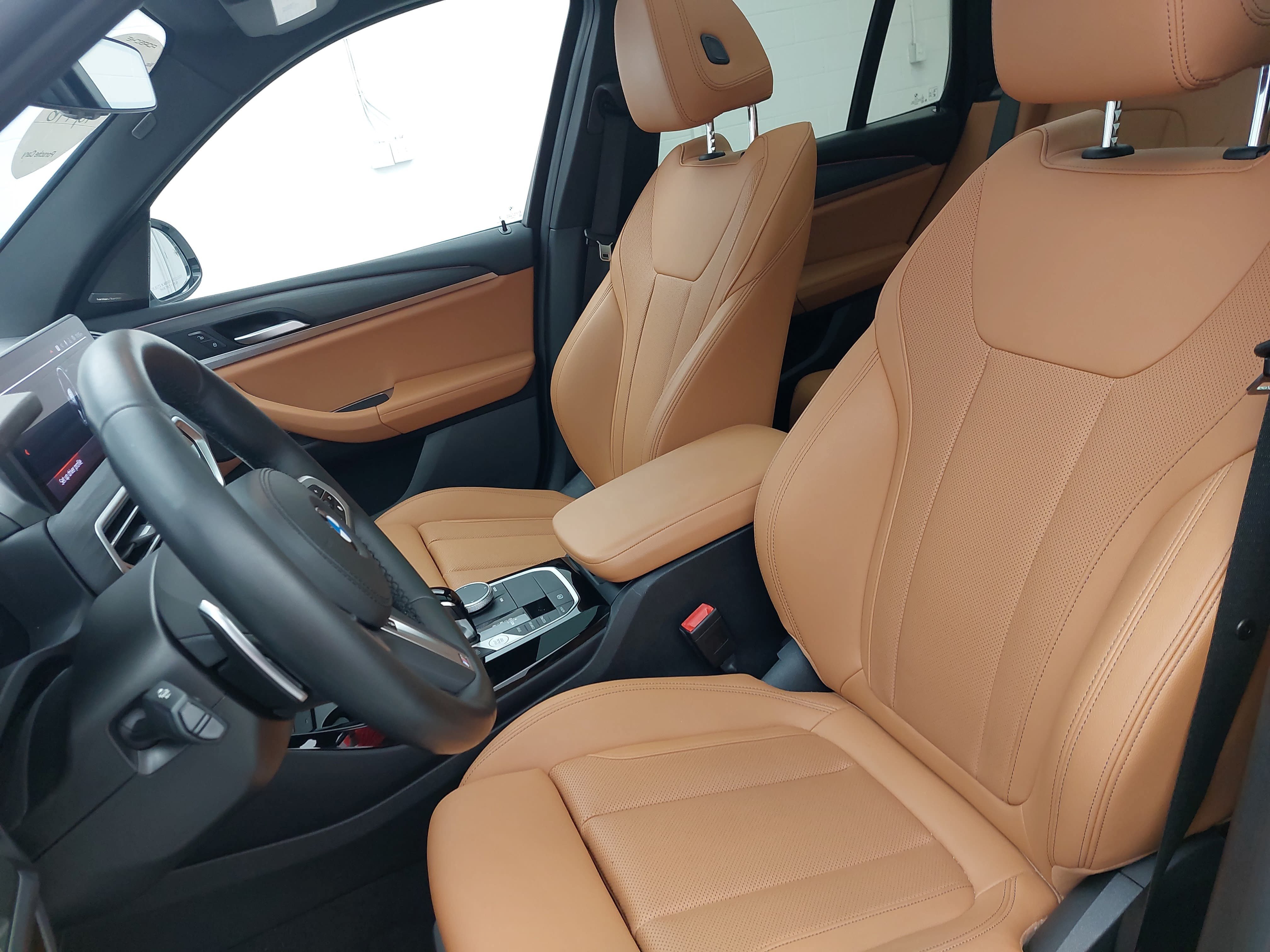 Used 2024 BMW X3 sDrive30i w/ Premium Package w/ZPA RWD image 17
